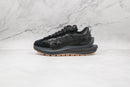 Nike Vaporwaffle Sacai Black Gum - Encomenda