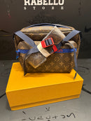 Bolsa Louis Vuitton Messenger
Monogram Outdoor PM Brown Blue - Pronta Entrega