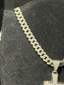 Corrente Cravejada Pingente Cruz Em Zicornia Cubica Prata 50 CM - Pronta Entrega