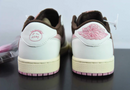 Travis Scott x Air Jordan 1 Low OG Dark Pony - Encomenda