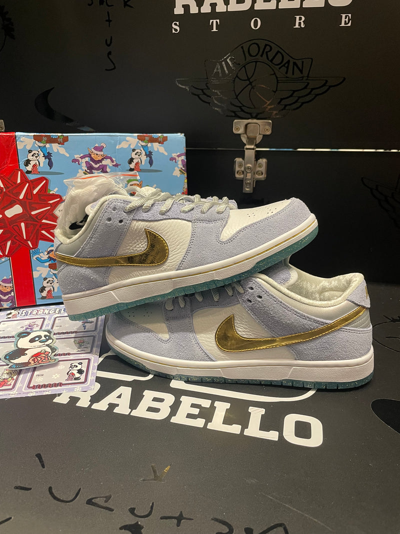 Tênis Nike Dunk Low SB Sean Cliver Holiday Special ' - Pronta Entrega