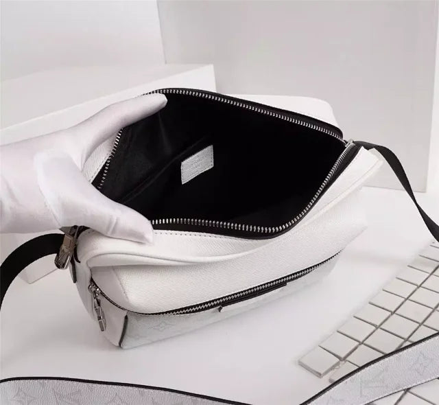 Louis Vuitton Bag Outdoor Messenger Optic White - Encomenda