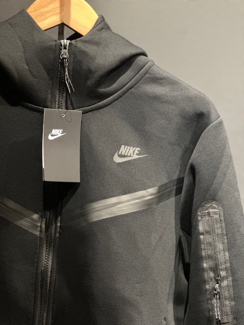 Conjunto Tech Fleece Nike Black - Pronta Entrega