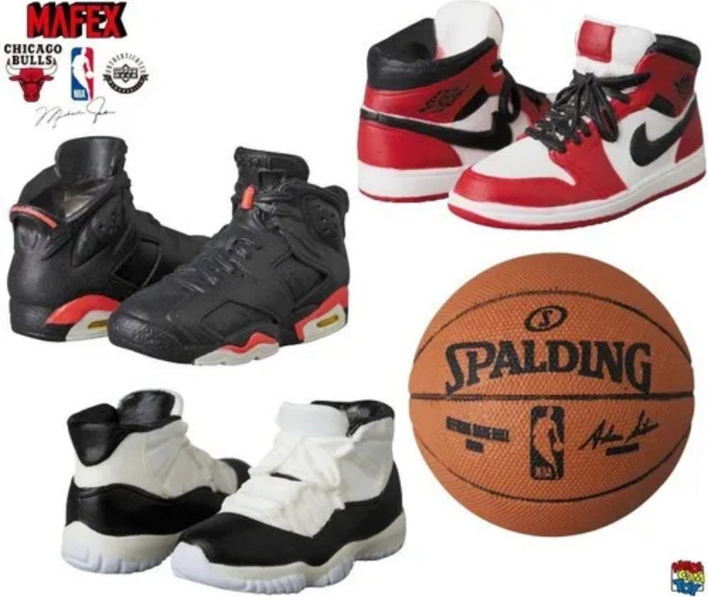 Action Figure Michael Jordan: Chicago Bulls NBA Uniforme Vermelho No. 100 Medicom Mafex - Pronta Entrega
