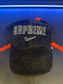 Boné Supreme Nike Arc Corduroy 6-Panel Black SS22 - Pronta Entrega