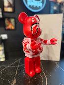 Bearbrick x BAPE Camo Shark 400%
Pink Medicom Toy Boneco Colecionável 28cm - Pronta Entrega