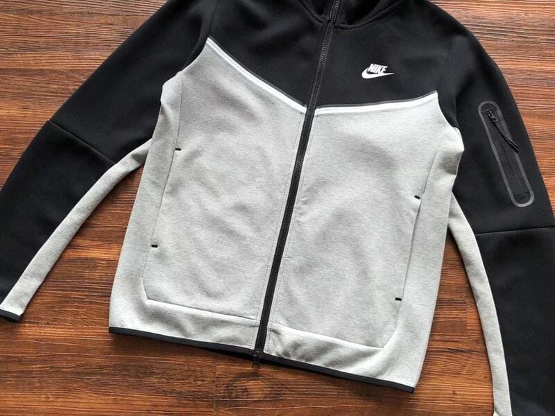 Conjunto Nike Tech Fleece Preto e Cinza - Encomenda