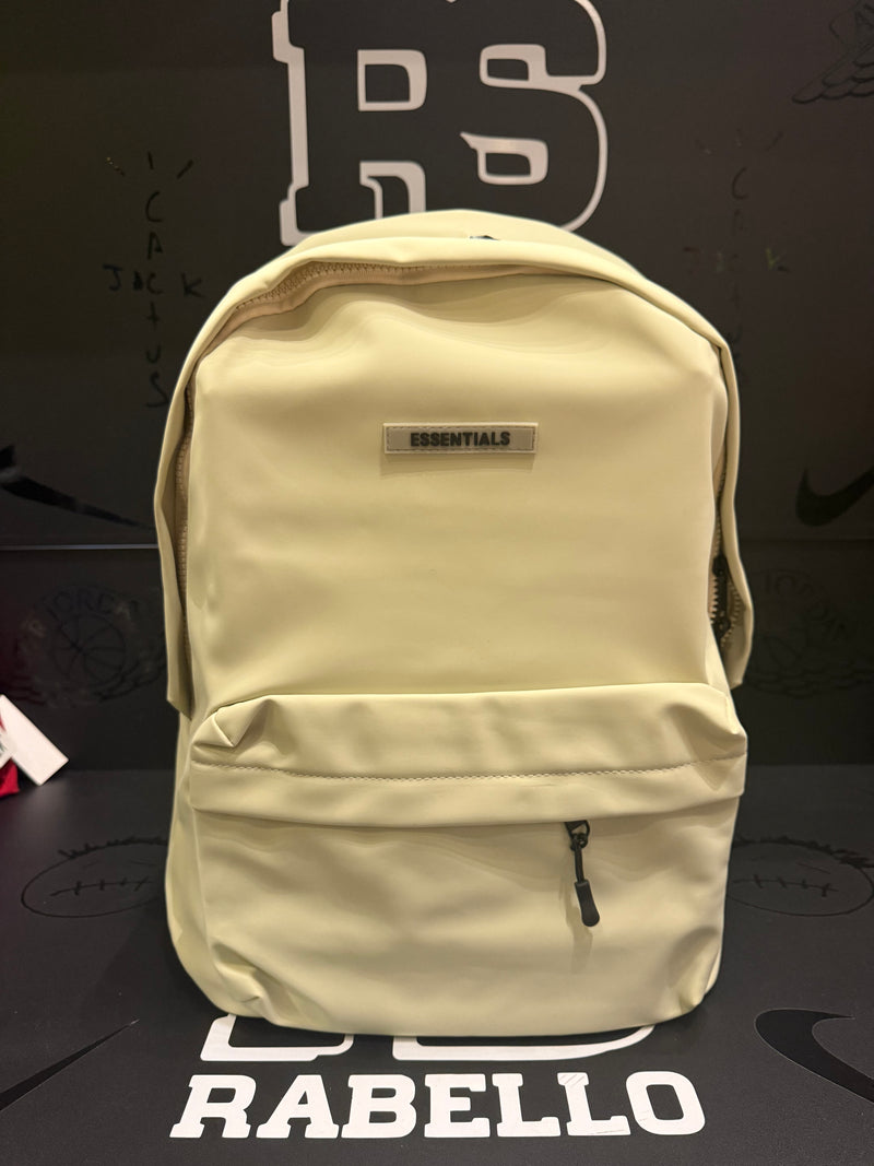 Mochila Essentials Couro Creme  - Pronta Entrega