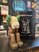 Boneco KAWS Passing Through Open Edition Brown Vinyl Figure 27 CM - Pronta Entrega (Copy)