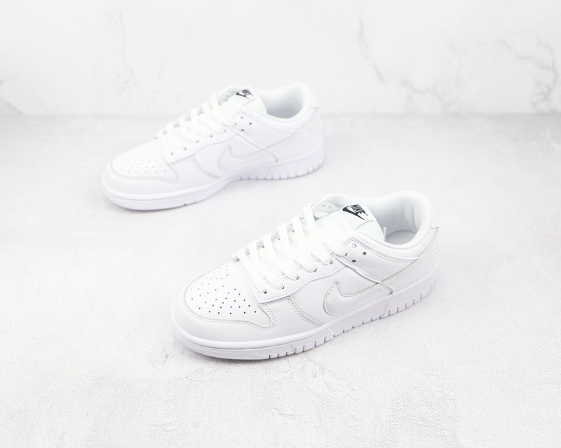 Nike Dunk Low Triple White - Encomenda