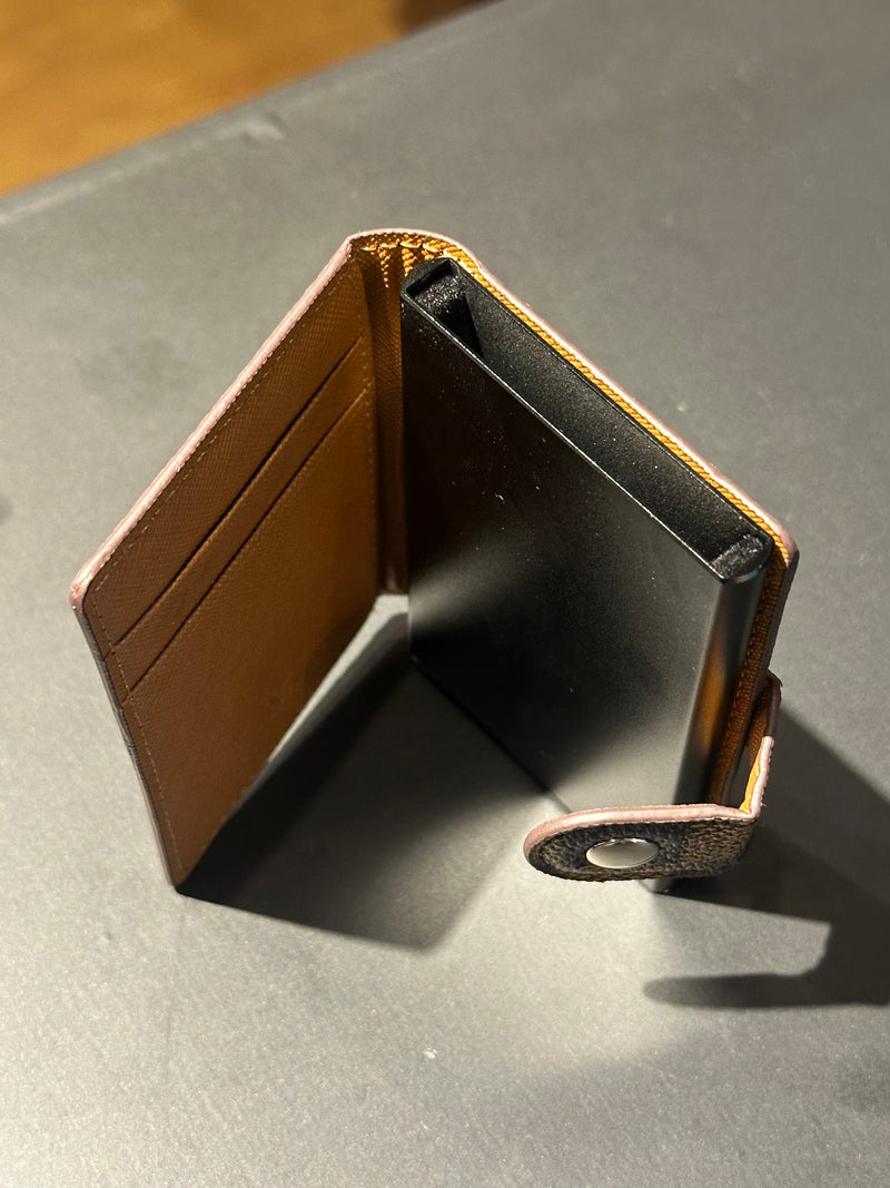 Carteira Louis Vuitton Xadrez Com Fecho Cartão Ejetável - Pronta Entrega