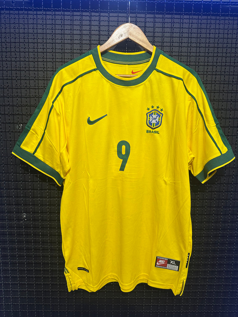 Camiseta Nike Retrô Seleção Brasileira 2002 Ronaldo #9 - Pronta Entrega