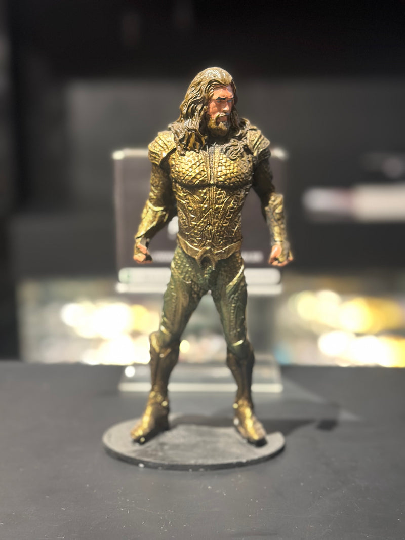 Boneco de Ação DC Comics Aquaman 20cm Resina - Pronta Entrega