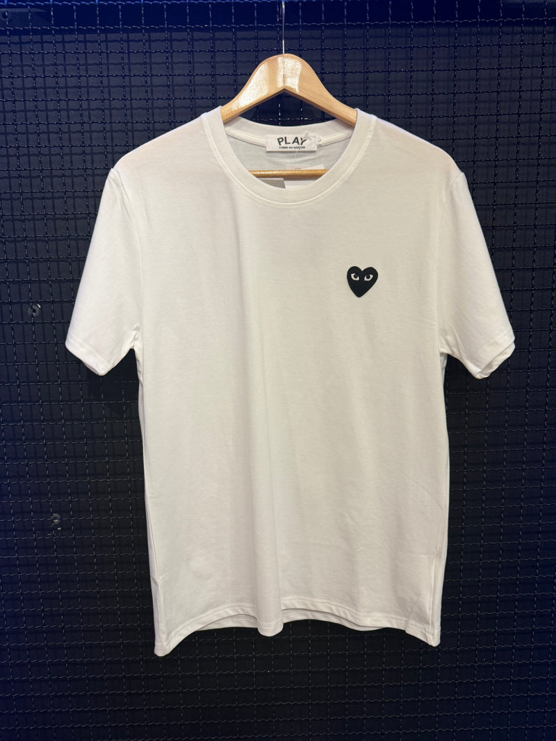 Camiseta Comme des Garçons Black Heart White - Pronta Entrega