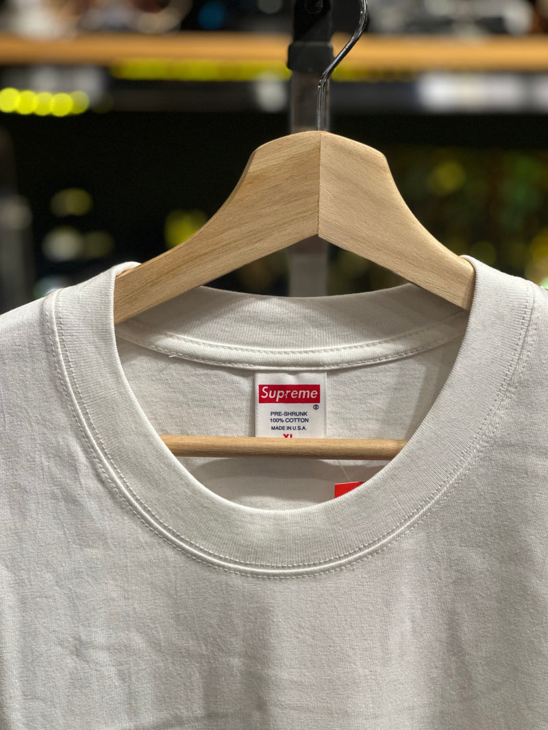 Camiseta SUPREME 8801 Sunset Blud Logo Box Branca - Pronta Entrega