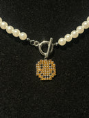 Colar de Pérolas Pingente Smile Cravejada 40 CM - Pronta Entrega