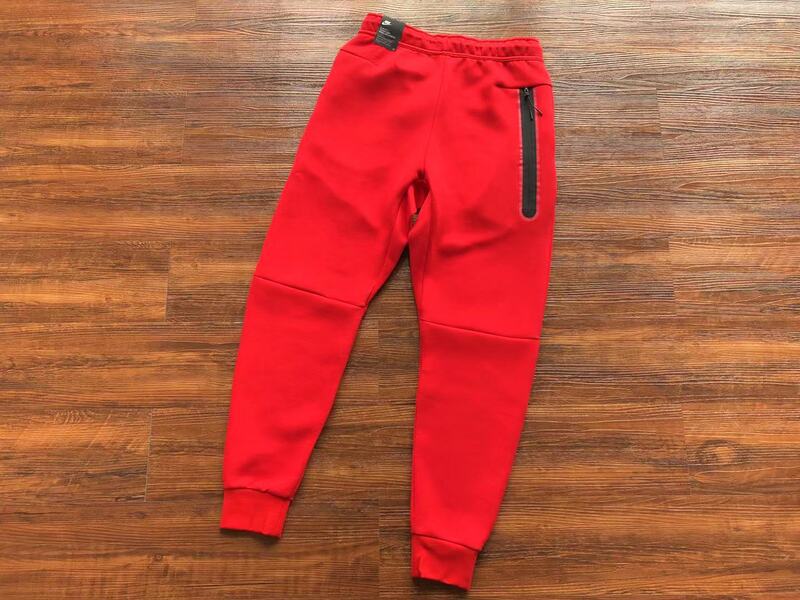 Conjunto Nike Tech Fleece Vermelho - Encomenda