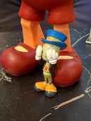 Boneco KAWS Pinocchio & Jiminy Cricket Vinyl Figure 25 CM - Pronta Entrega