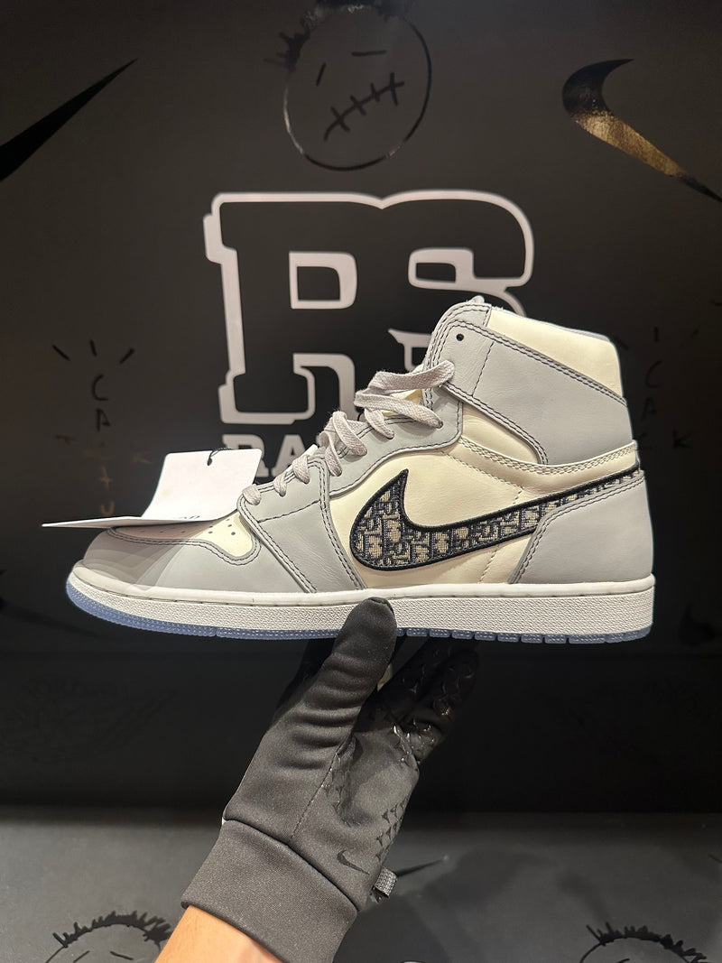 Tênis Nike Air Jordan 1 High X Dior Wolf Grey - Pronta Entrega