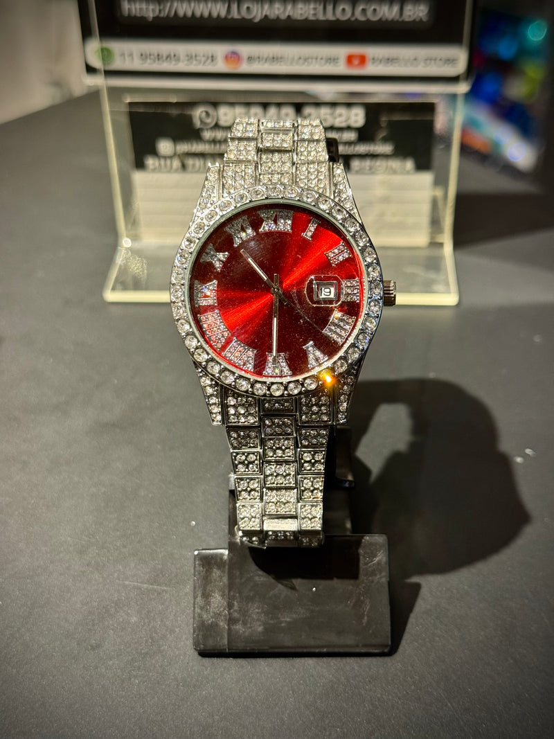 Relógio Cravejado Iced Out Prata Fundo Vermelho - Pronta Entrega