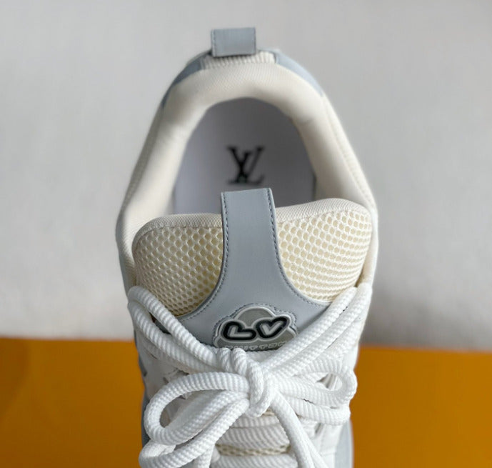 Louis Vuitton LV Skate Cinza - Encomenda