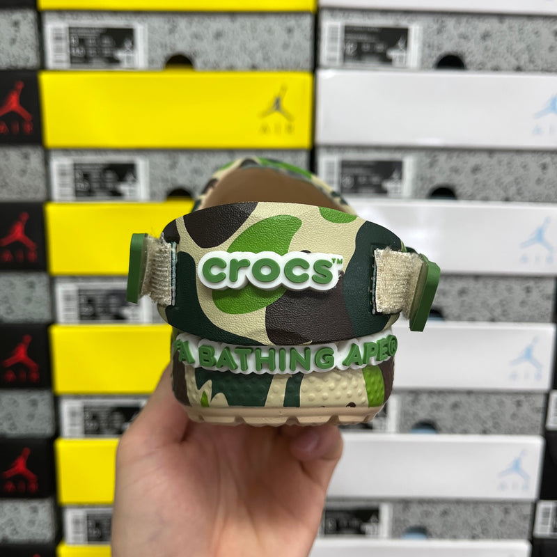 BAPE x Crocs Classic Clog - Encomenda