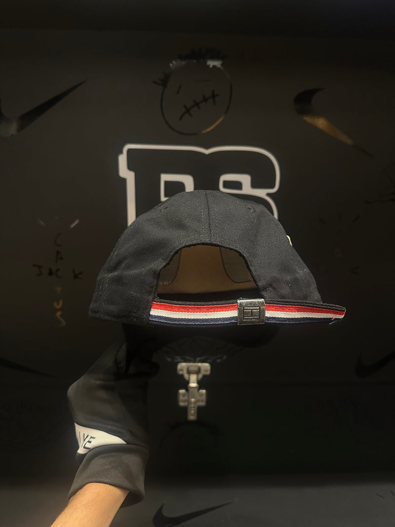 Boné Aba Curva Tommy Hilfiger Preto - Pronta Entrega