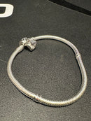 Bracelete Pandora Prata com Berloques Flor e Fecho Prata - Pronta Entrega