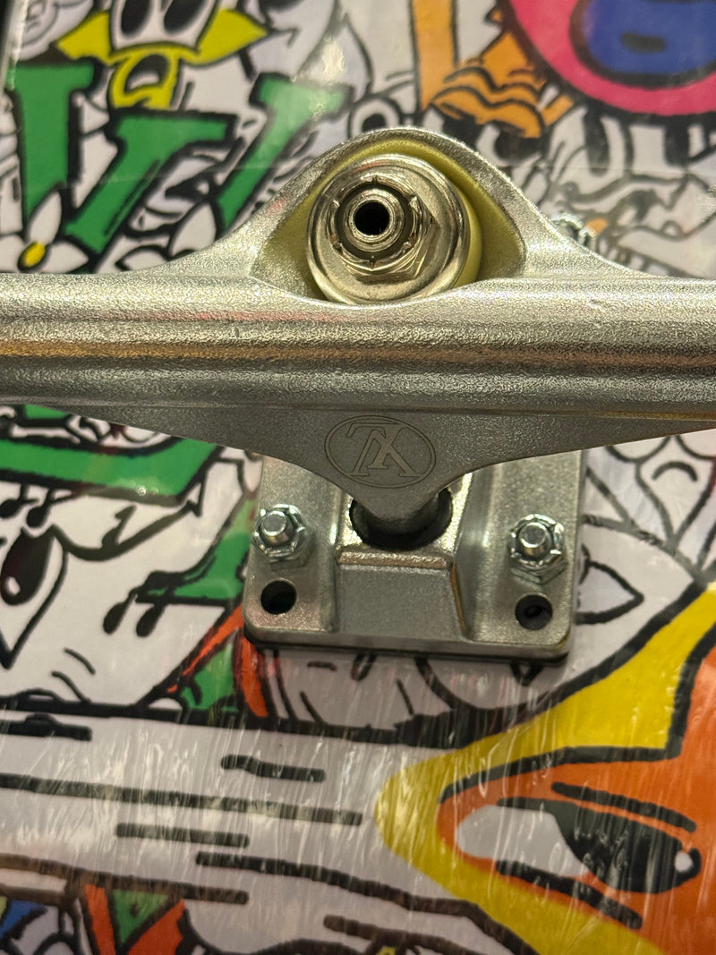 Louis Vuitton Skateboard Monogram Comics - Pronta Entrega