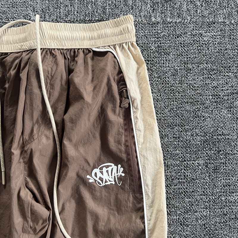 Conjunto Synaworld 'Syna Logo' Shell Marrom/Bege - Encomenda