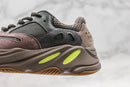 Adidas Yeezy Boost 700 Mauve - Encomenda