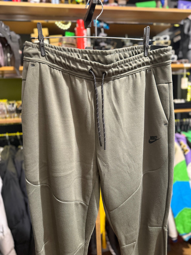 Calça Nike Sportswear Tech Fleece Verde - Pronta Entrega