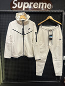 Conjunto Tech Fleece Nike White - Pronta Entrega