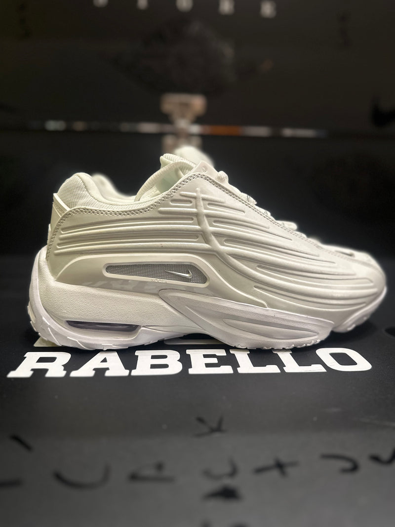 Tênis Nike NOCTA Hot Step 2 White  - Pronta Entrega