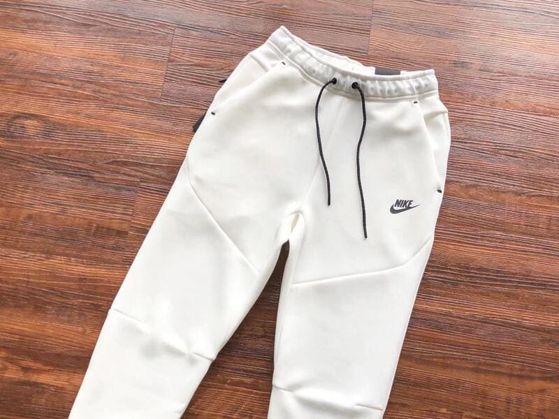 Calça Nike Tech Fleece Branca - Encomenda