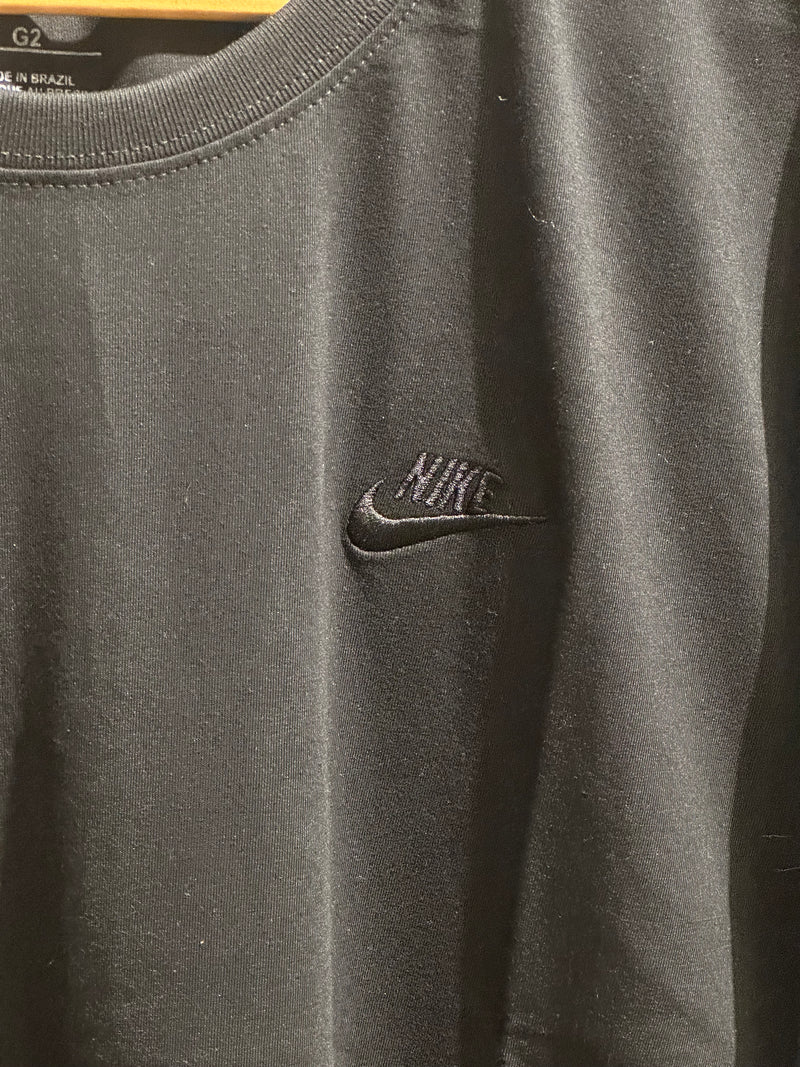 Camiseta Nike Classic Sportwear Bordado Preto - Pronta Entrega