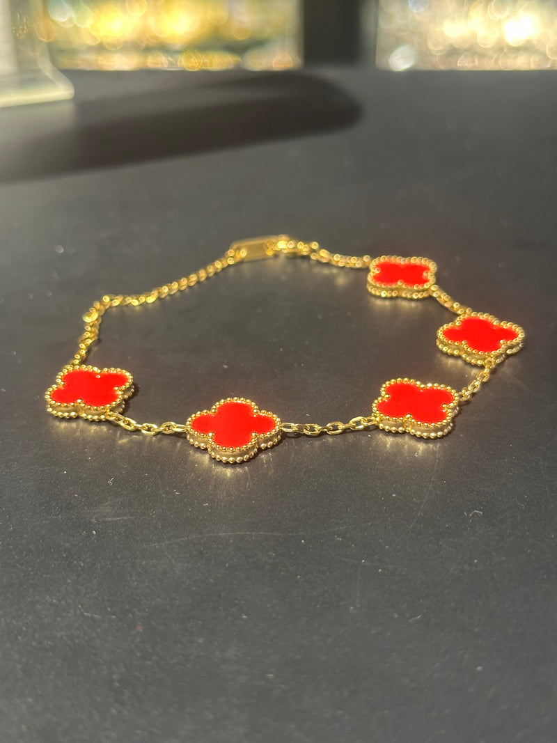 Pulseira Van Cleef Dourada Trevos Vermelhos 24 CM - Pronta Entrega