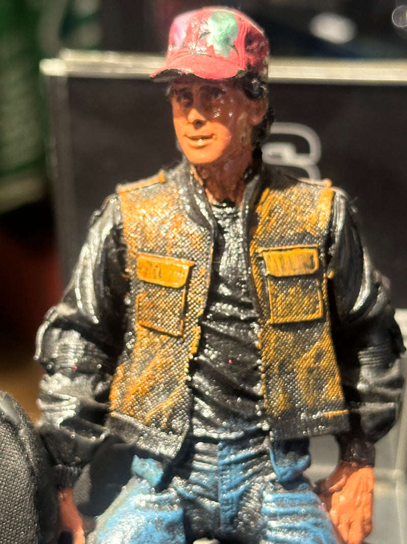 Boneco de Ação Marty Mcfly Hoverboard 18cm Resina - Pronta Entrega