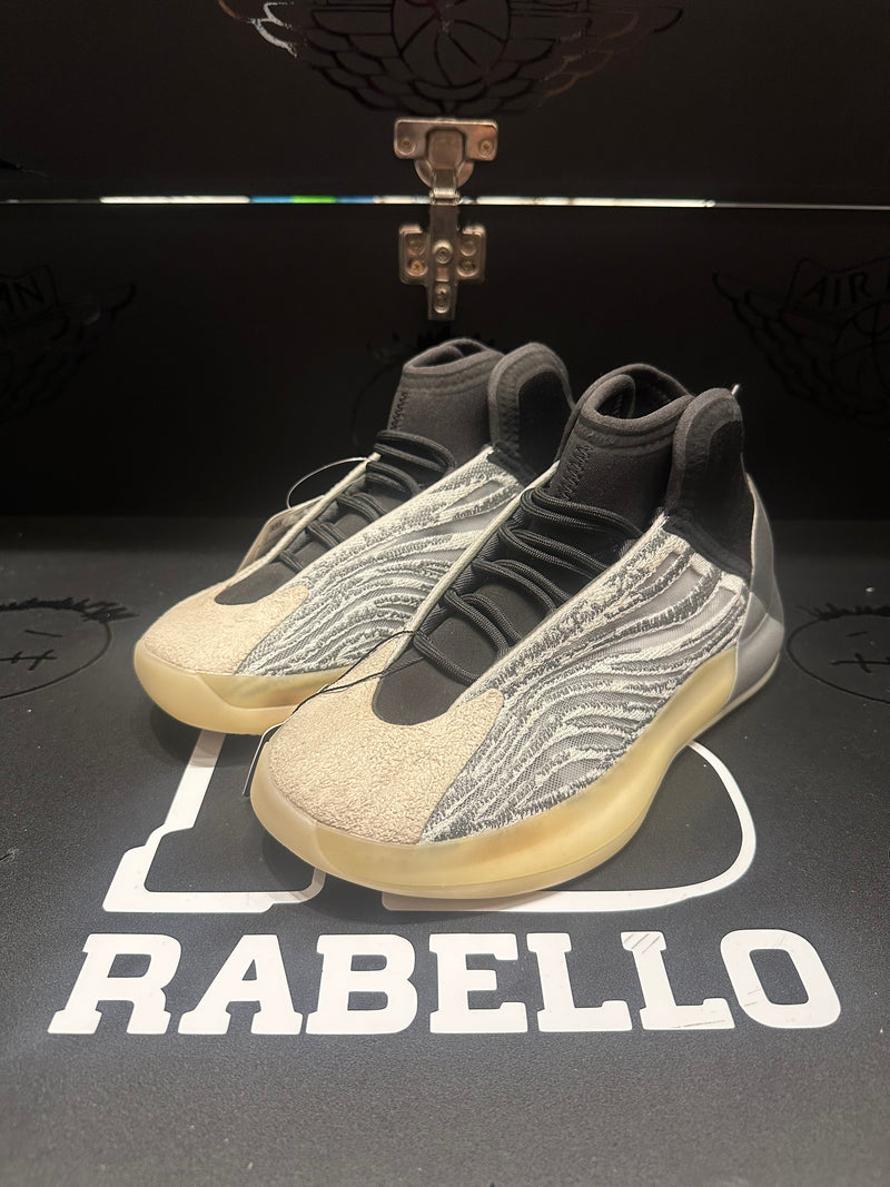 Tênis Adidas Yeezy BSKTBL "Yeezy Basketball" - Pronta Entrega