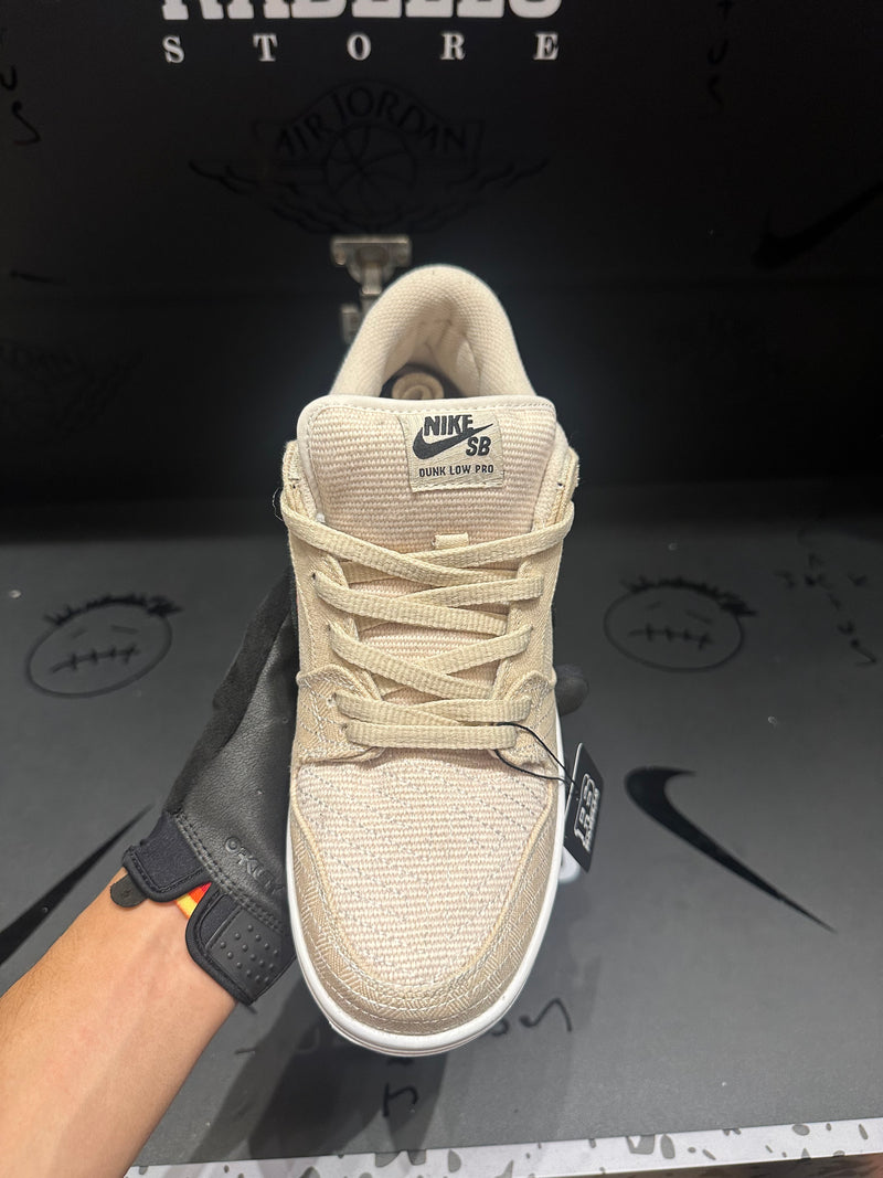 Tênis Nike SB Dunk Low Pro Albino & Preto “Jiu-Jitsu” - Pronta Entrega