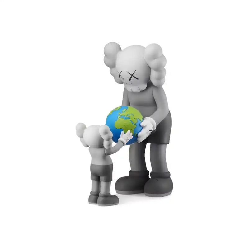 Boneco KAWS THE PROMISE Vinyl Figure Grey - Pronta Entrega