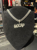 Corrente Cravejada Pingente “No Cap” Em Zicornia Cubica Prata 45 CM - Pronta Entrega