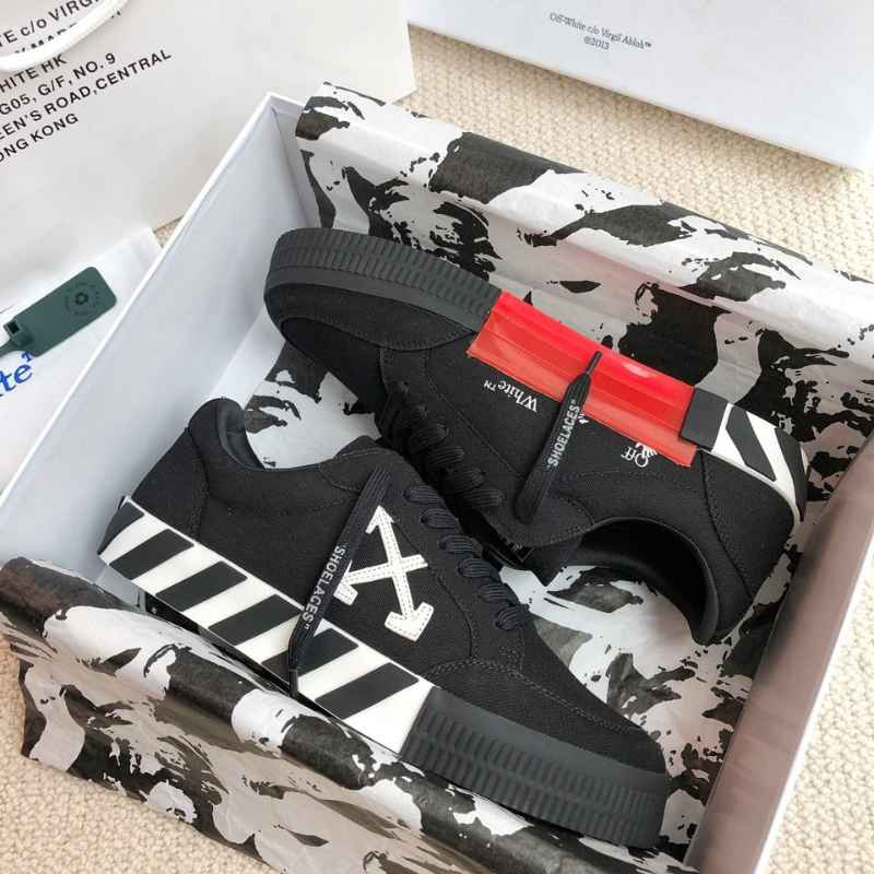 Tênis Off-White Vulcanized Low Canvas Black - ENCOMENDA