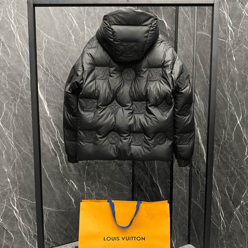 Jaqueta Louis Vuitton Monogram Leather - Encomenda