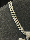 Corrente Cravejada Pingente Plug Em Zicornia Cubica Prata 40 CM - Pronta Entrega