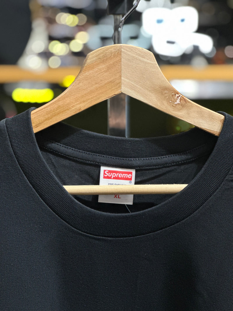 Camiseta SUPREME “Rules The World” Preta - Pronta Entrega