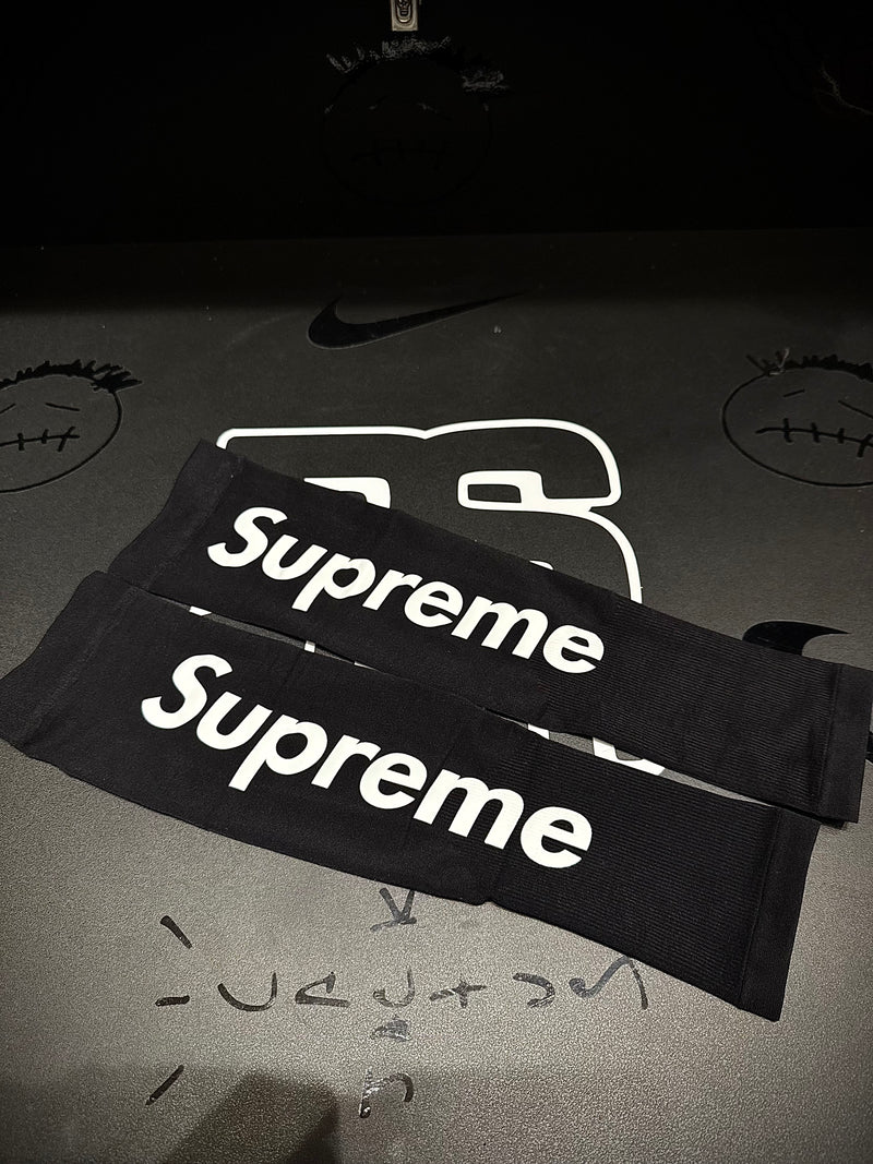 Manguito Supreme Slevee Preto - Pronta Entrega