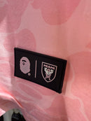 Camiseta BAPE X MIAMI ‘A Abathing Ape’ Rosa - Pronta Entrega