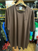 Camiseta Nike Basic Bordado Marrom - Pronta Entrega