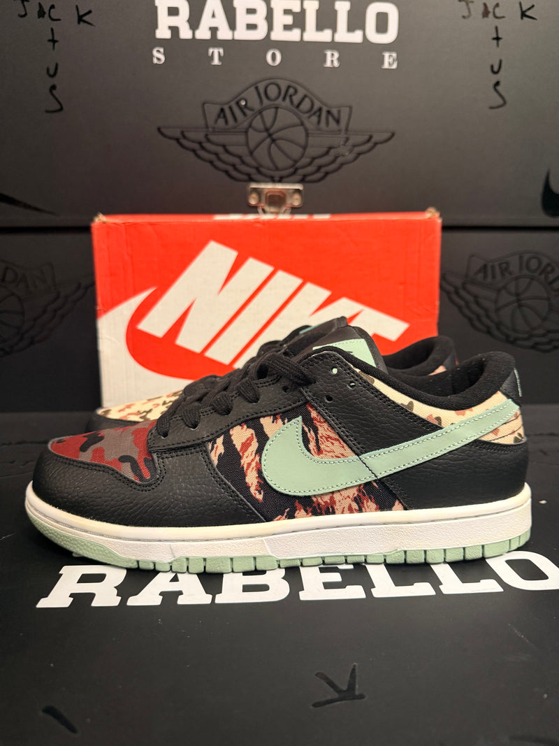Tênis Nike Dunk Low SE 'Black Multi-Camo' - Pronta Entrega